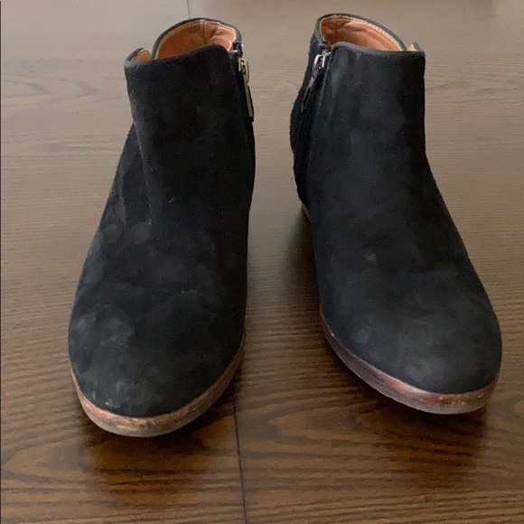 Sam Edelman Petty Chelsea Boot 7 - Picture 4 of 6